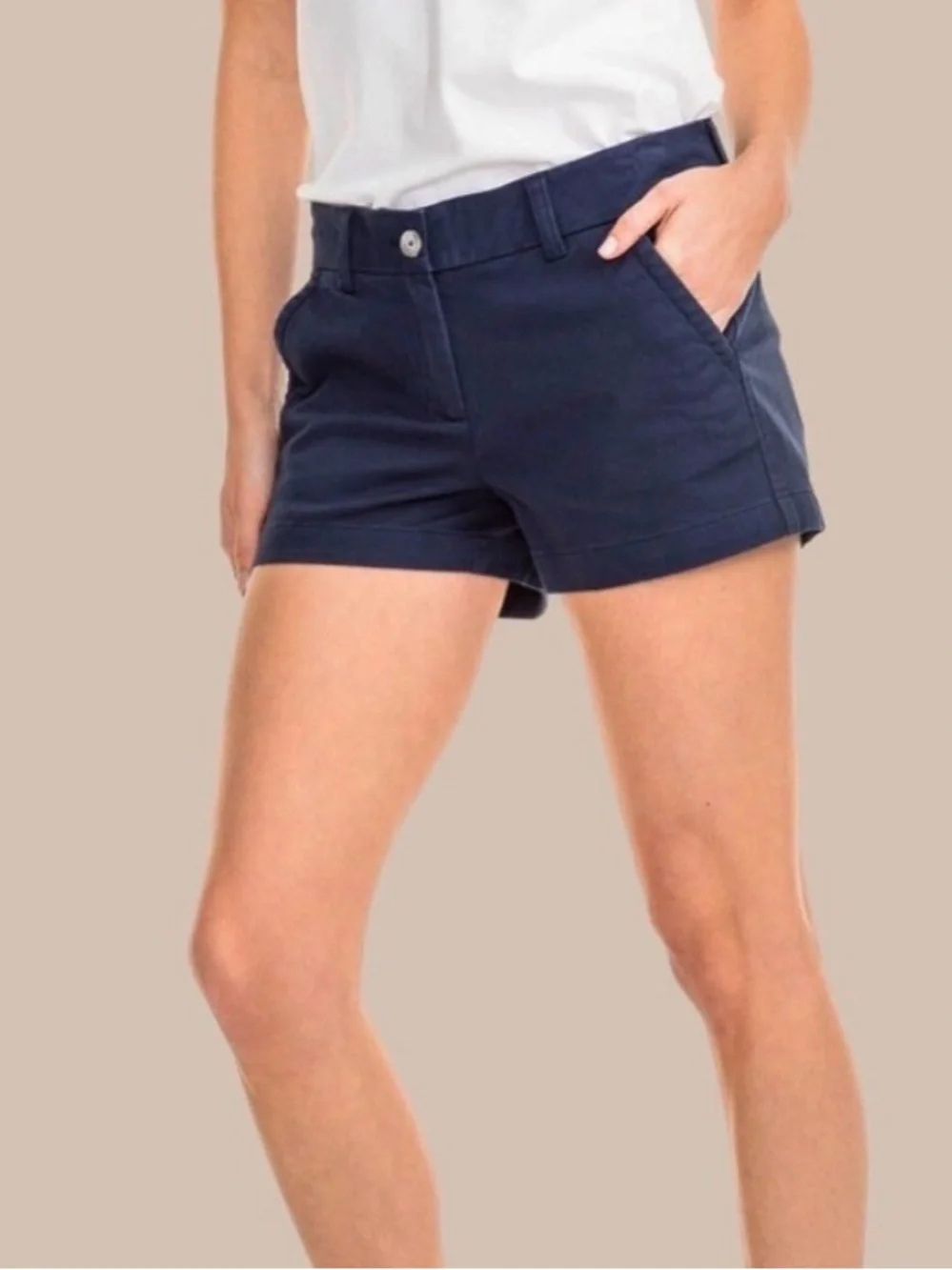Southern Tide Best Seller “Leah 3 inch Short" size 2 - Picture 5 of 16